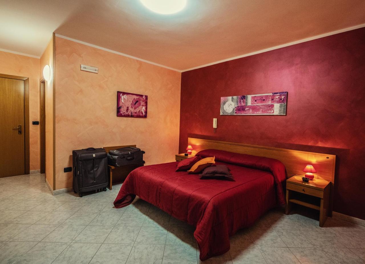 Villaricca Hotel Venere מראה חיצוני תמונה