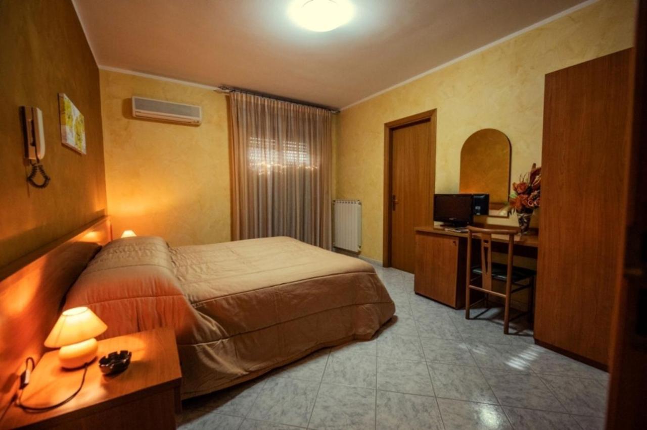 Villaricca Hotel Venere מראה חיצוני תמונה