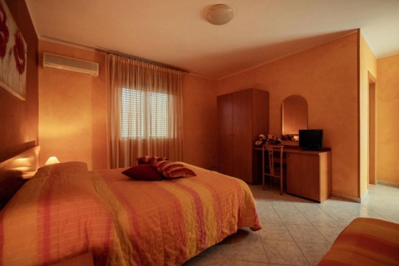 Villaricca Hotel Venere מראה חיצוני תמונה